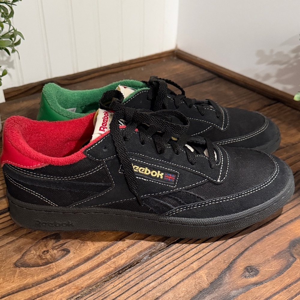 Reebok Retro Men's Club C Revenge Human Rights Black Sneakers with Red and Green - Picture 3 of 10
